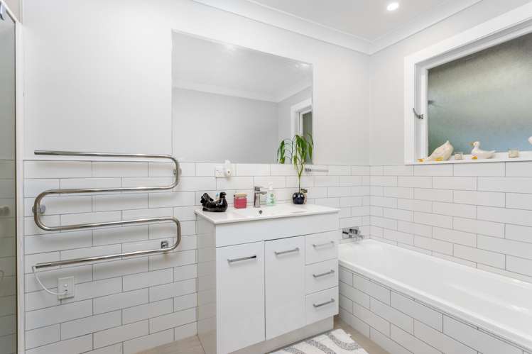 19 Lawrence Crescent Hillpark_7