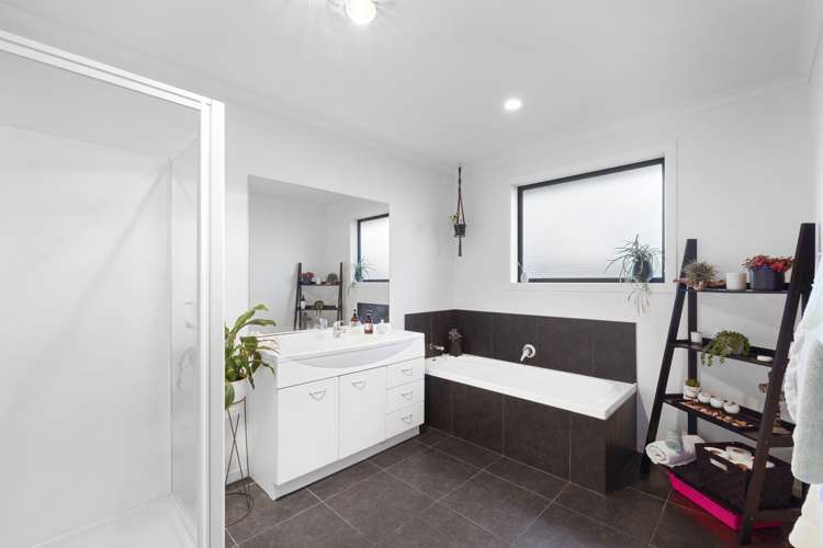 48 Dillon Drive Bell Block_11