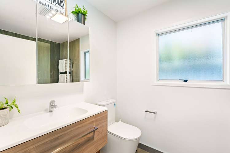 1/4 Wickstead Place Massey_11