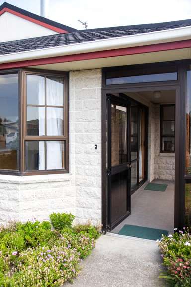 42 Wellington Street_1