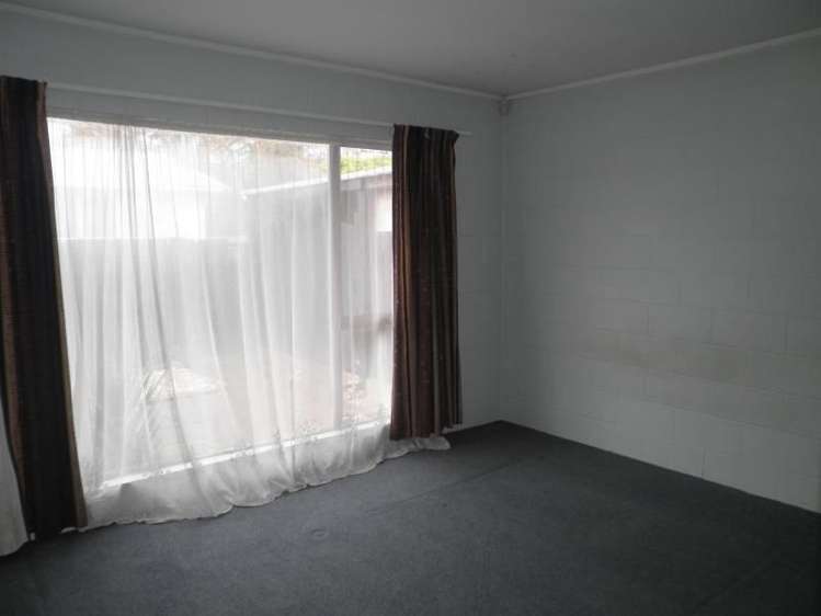 1/23 Aranui Road Mount Wellington_6