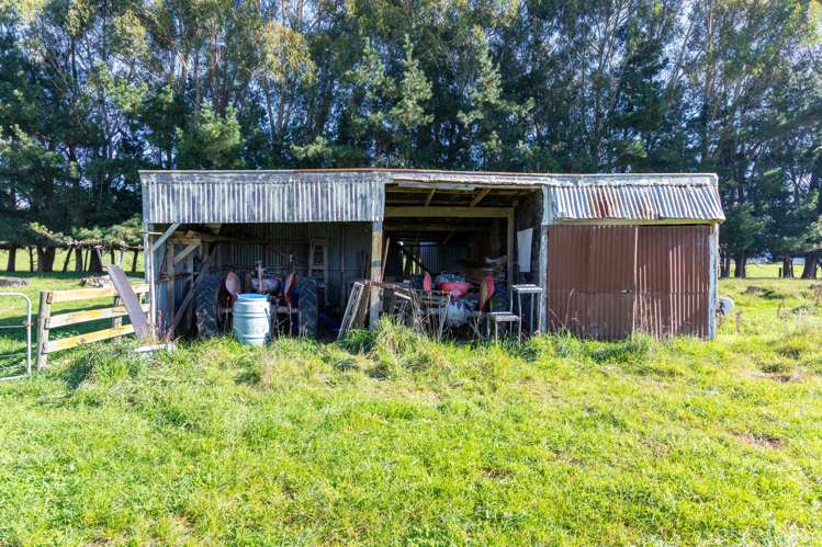 120 Okarae Road Rangitikei Surrounds_22