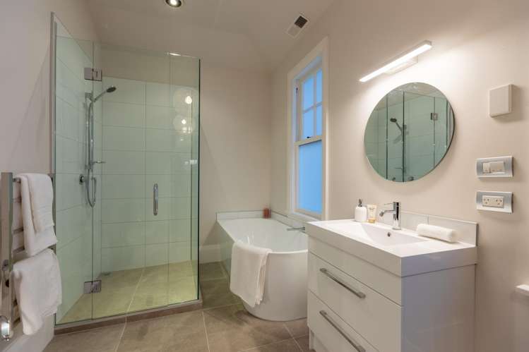 17 Austin Street Mount Victoria_24