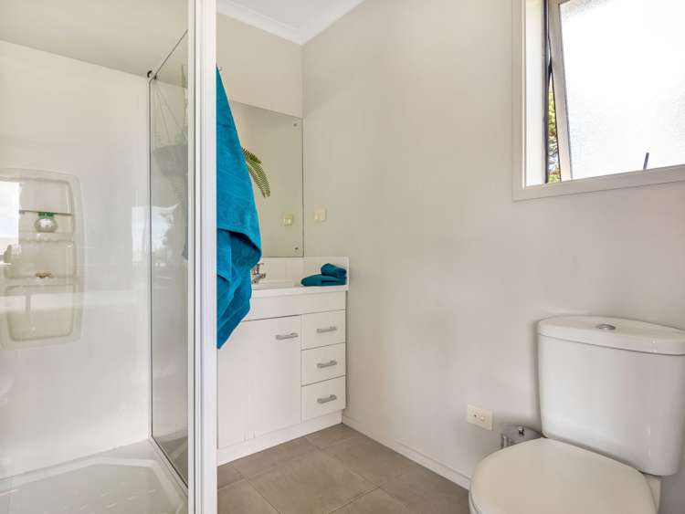 48 Omana Avenue Helensville_11