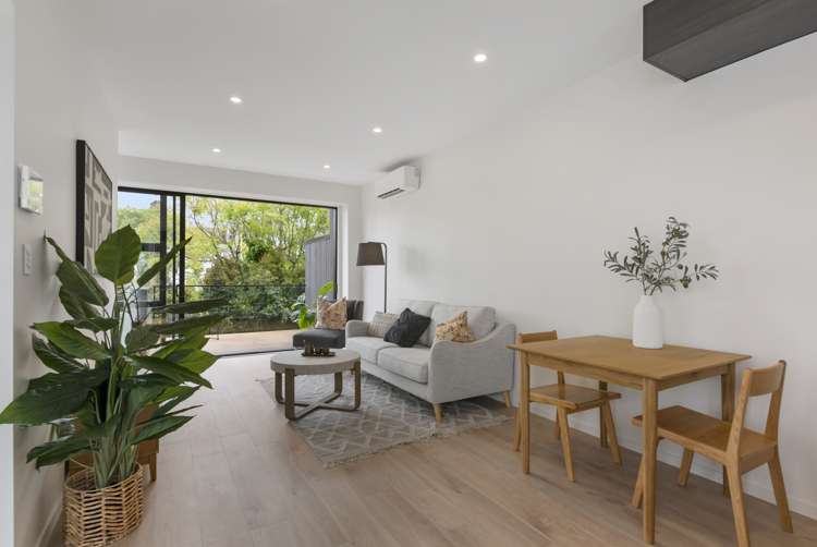 13/27 Hastings Road Mairangi Bay_5