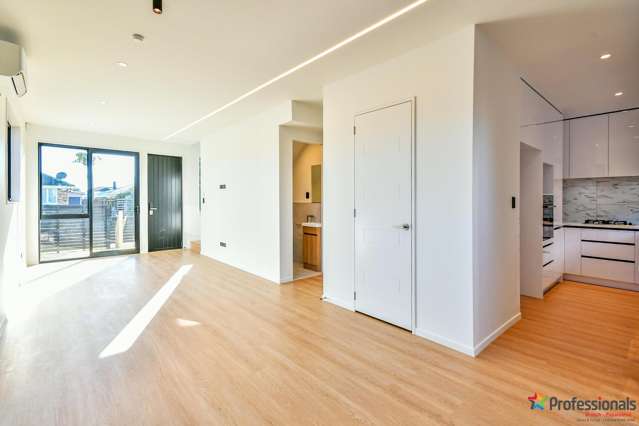 11A & 11B Omagh Avenue Papatoetoe_2