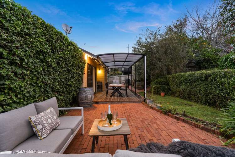 13 Wisteria Way Mairangi Bay_17