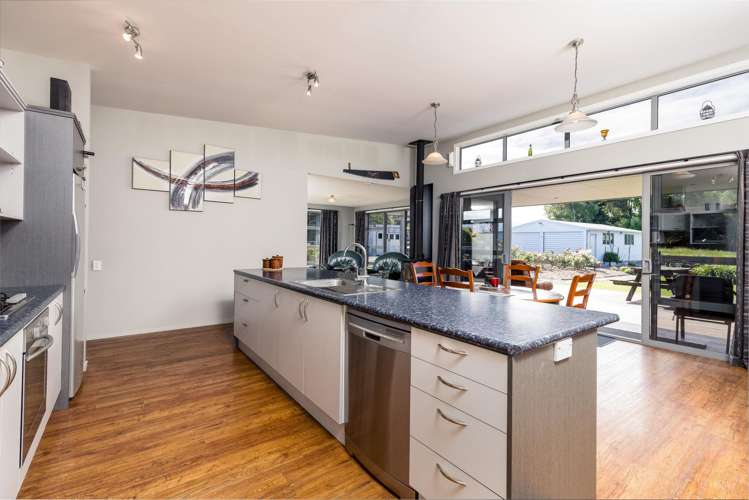 84 Timaru Road Waimate_6