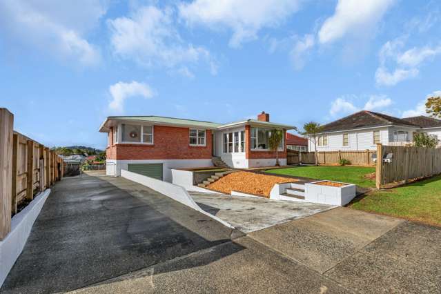 Brick Beauty in a Convenient Tikipunga Location