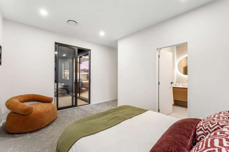 242F West Hoe Heights Orewa_14