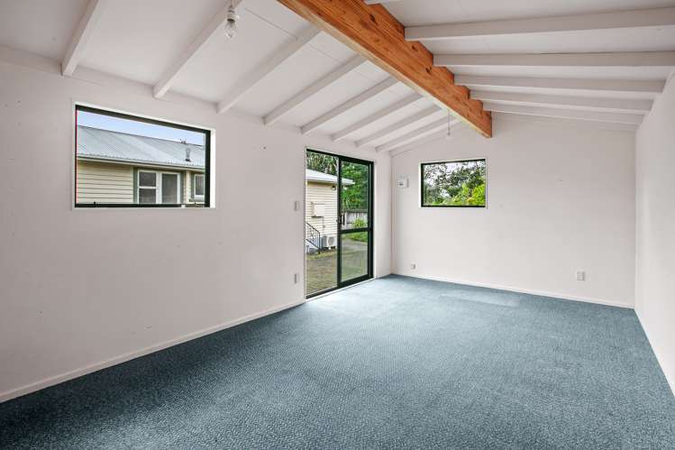 109 Vivian Street New Plymouth Central_17