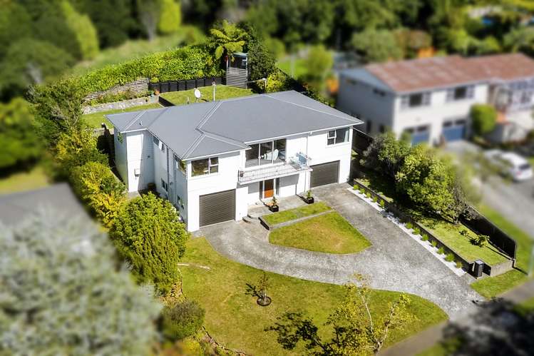 37 Sunrise Boulevard Tawa_26