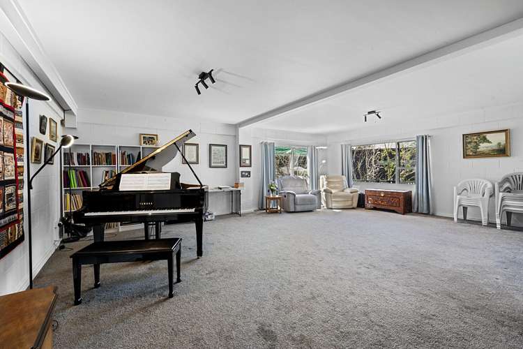 6 Te Mara Place Merrilands_16