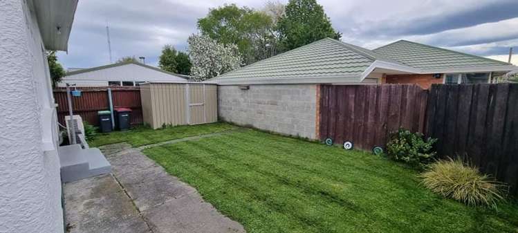 73 Frankleigh Street Somerfield_14