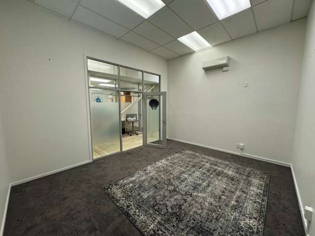 23sqm Terrace End Office Space For Lease