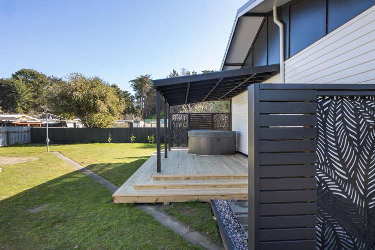 8 Cousins Avenue West Foxton Beach_26