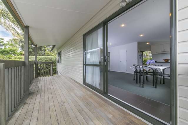 124 Golf Road New Lynn_1