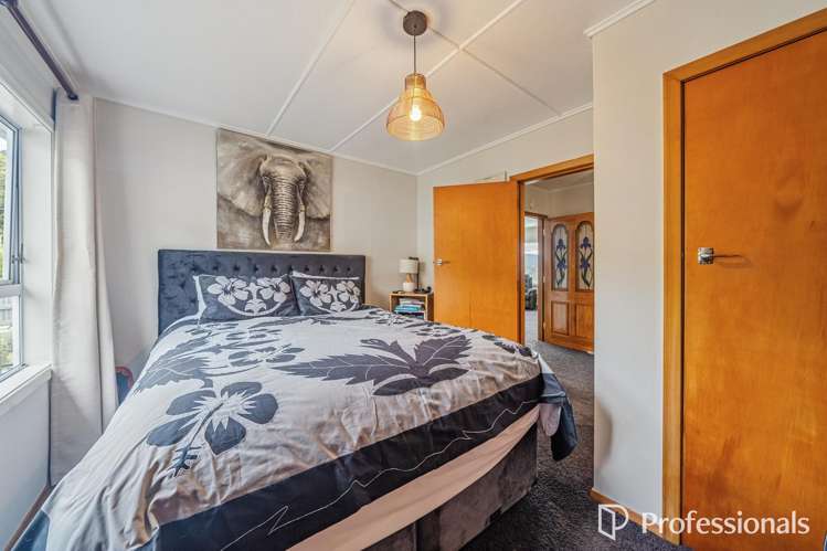 19 Gardiner Grove Wainuiomata_15