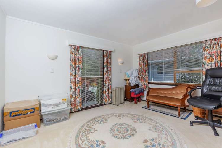 10 Oaktree Avenue Browns Bay_20