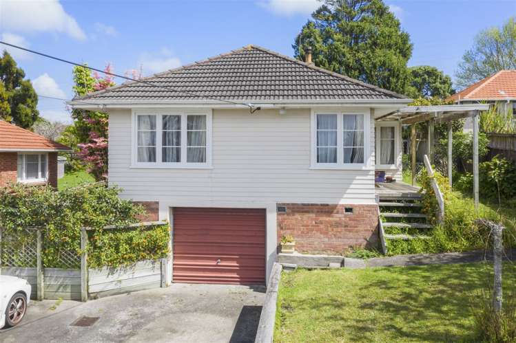 9 Ayrton Street Te Atatu South_1