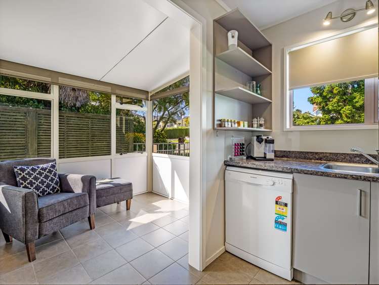 15A Brassey Road Saint Johns Hill_9