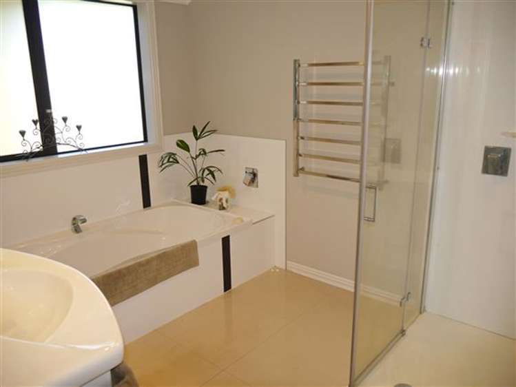 6 Manukaka Heights Hurdon_16