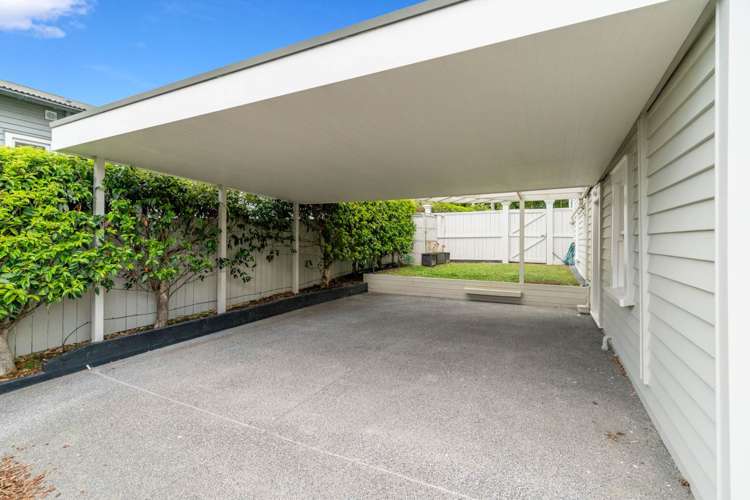 210 Carrington Road Mount Albert_17