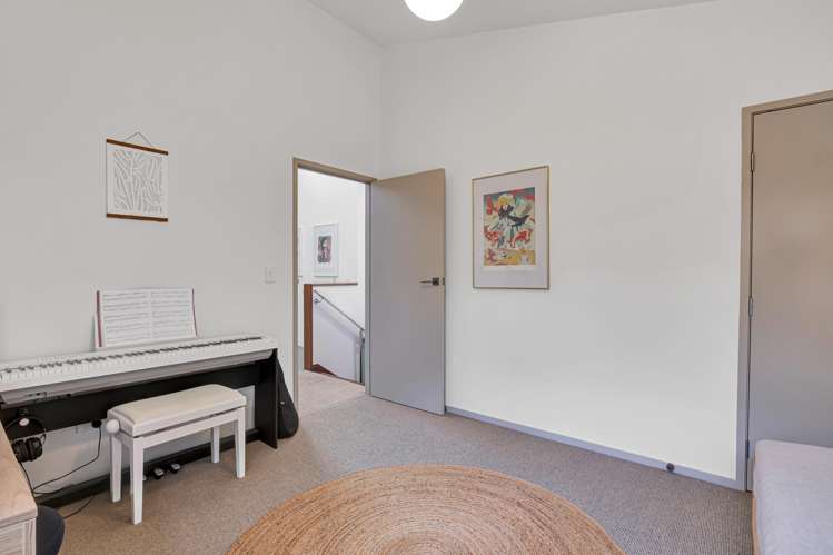 12 Leatham Avenue Strandon_25