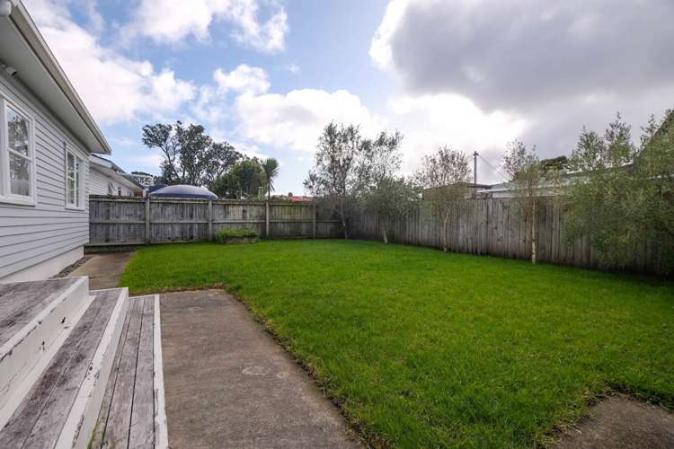 40 Penton Road Stanmore Bay_16