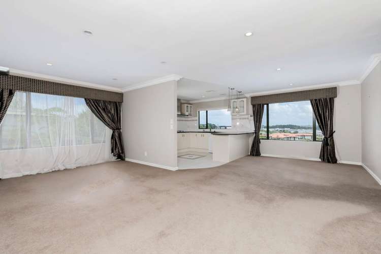 10 Graham Collins Drive Windsor Park_13