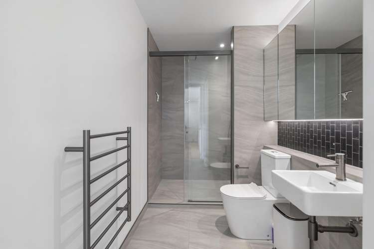 204/359 Cameron Road_5