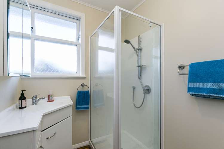 117 Dimock Street Titahi Bay_9