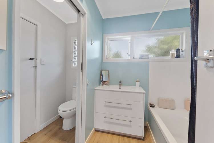 67 Jenner Road Toi Toi_10