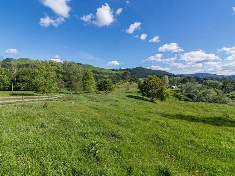 114 Dods Road Waikite Valley_13