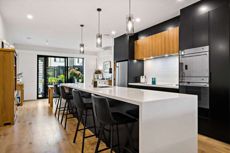 4 Jack Seabrook Road Hobsonville_2