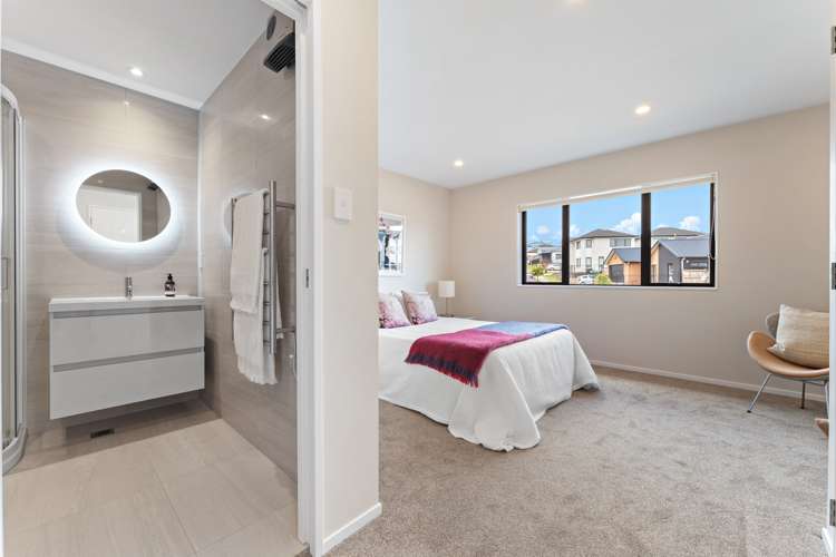 13 Kaimai Avenue Massey_8