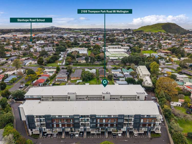 210/8 Thompson Park Road Mount Wellington_25