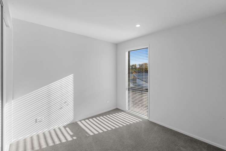 17 Eminence Drive Northwood_20