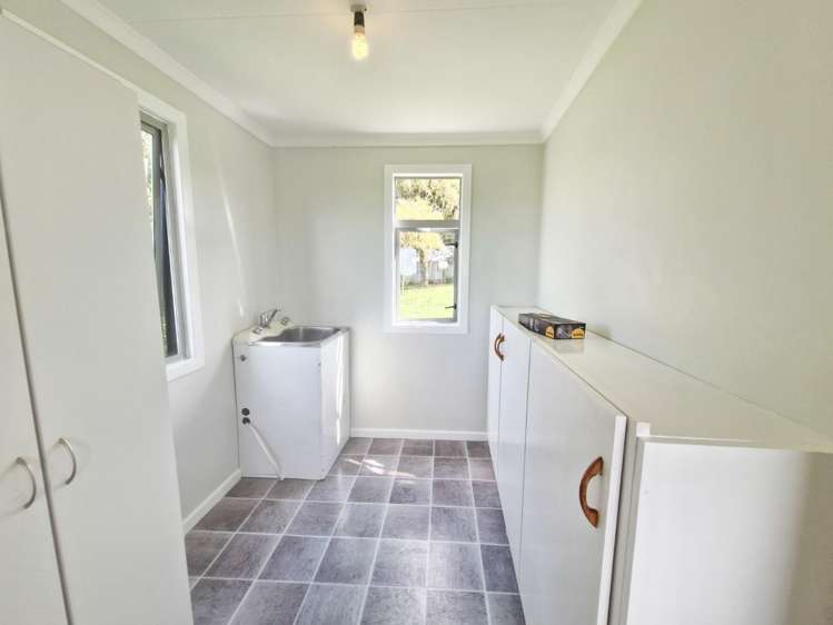 109 Sinclair Avenue Nightcaps_12