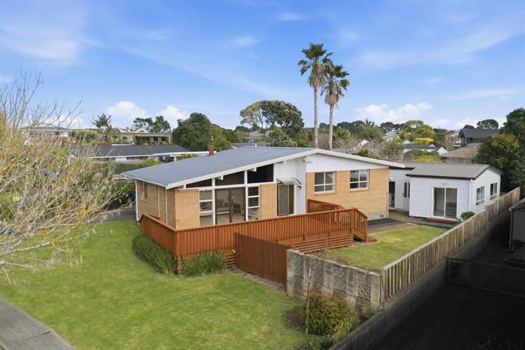 9 Claresholm Place Mangere Bridge_27