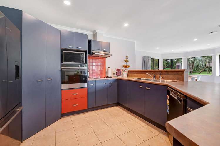 897 Leigh Road_1