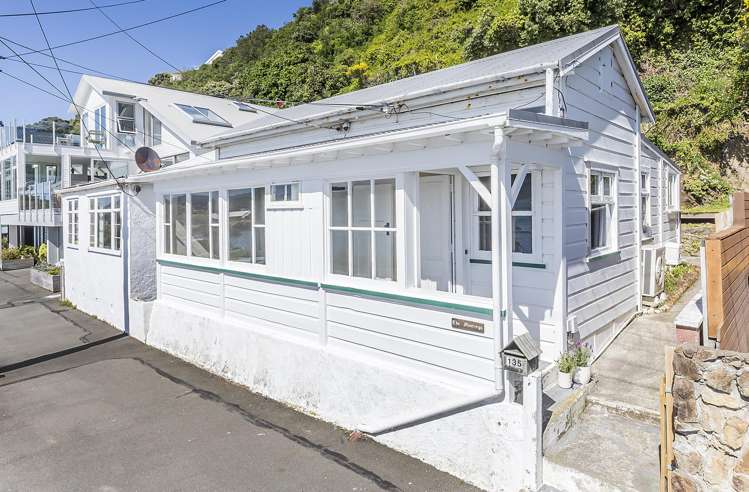 135 Marine Parade Seatoun_15