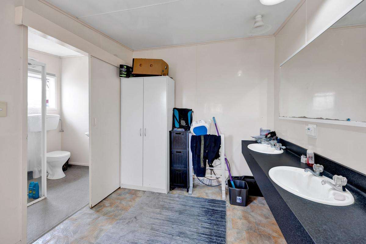 221A South Road_3