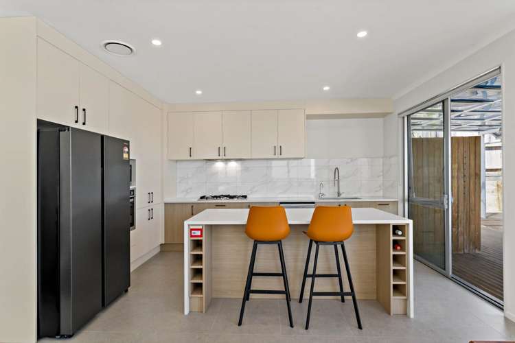 4 Hautoa Lane Flat Bush_12