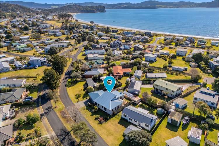 21 Charles Green Drive Cooks Beach_25