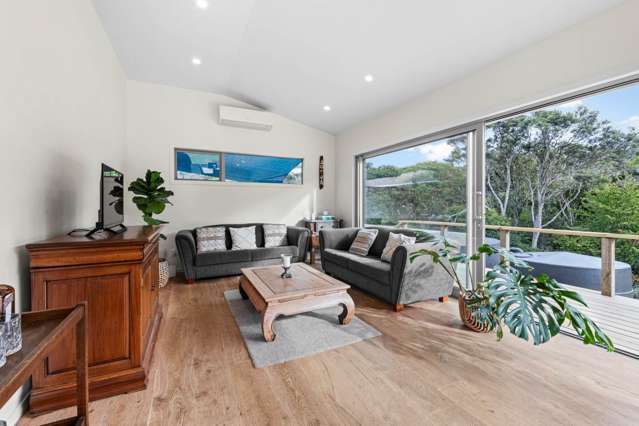 50 Chatham Avenue Paremoremo_4