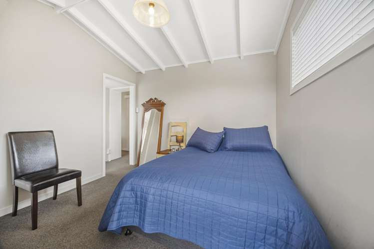 2 Palmer Place Taieri Mouth_13