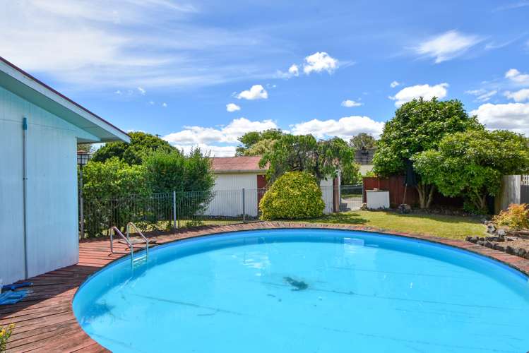 485 High Street South Carterton_2