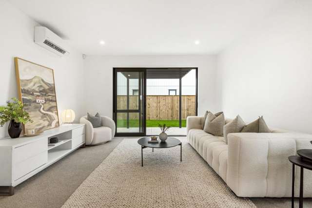51 Nga Pona Toru Road Flat Bush_2