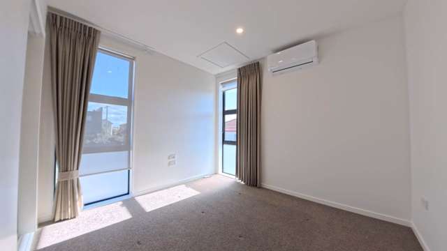 1 Pataka Way Mt Roskill_2